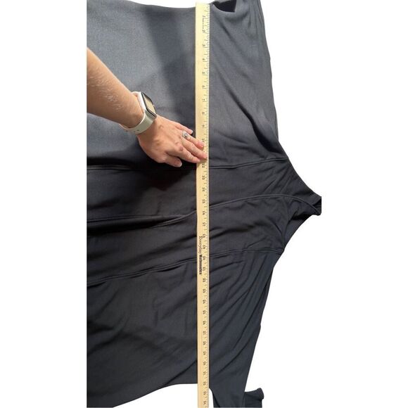 Lululemon Back In Action Wrap size 6 Cardigan Black Open Front - Picture 8 of 11